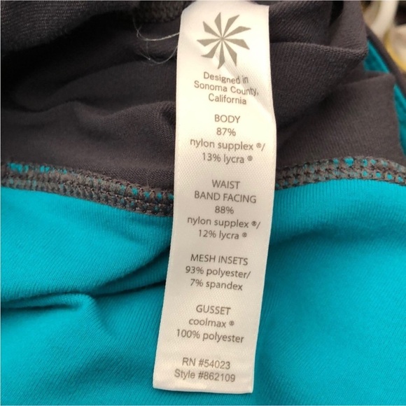 Athleta Relay Cropped Leggings - Picture 6 of 8